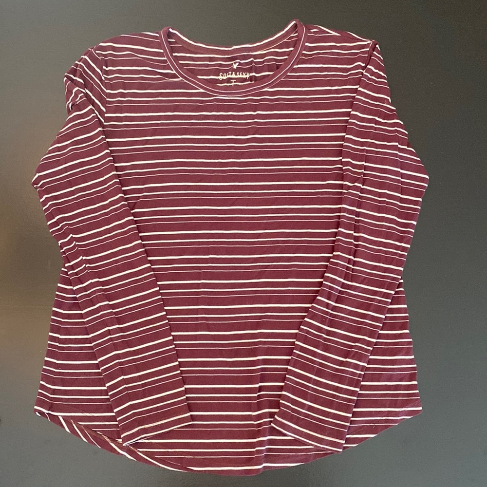 American Eagle Soft and Sexy Long Sleeve